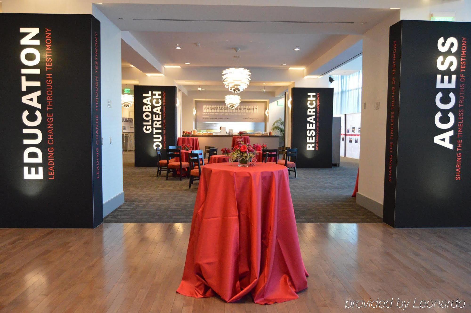 Loews Hollywood Hotel 4*
