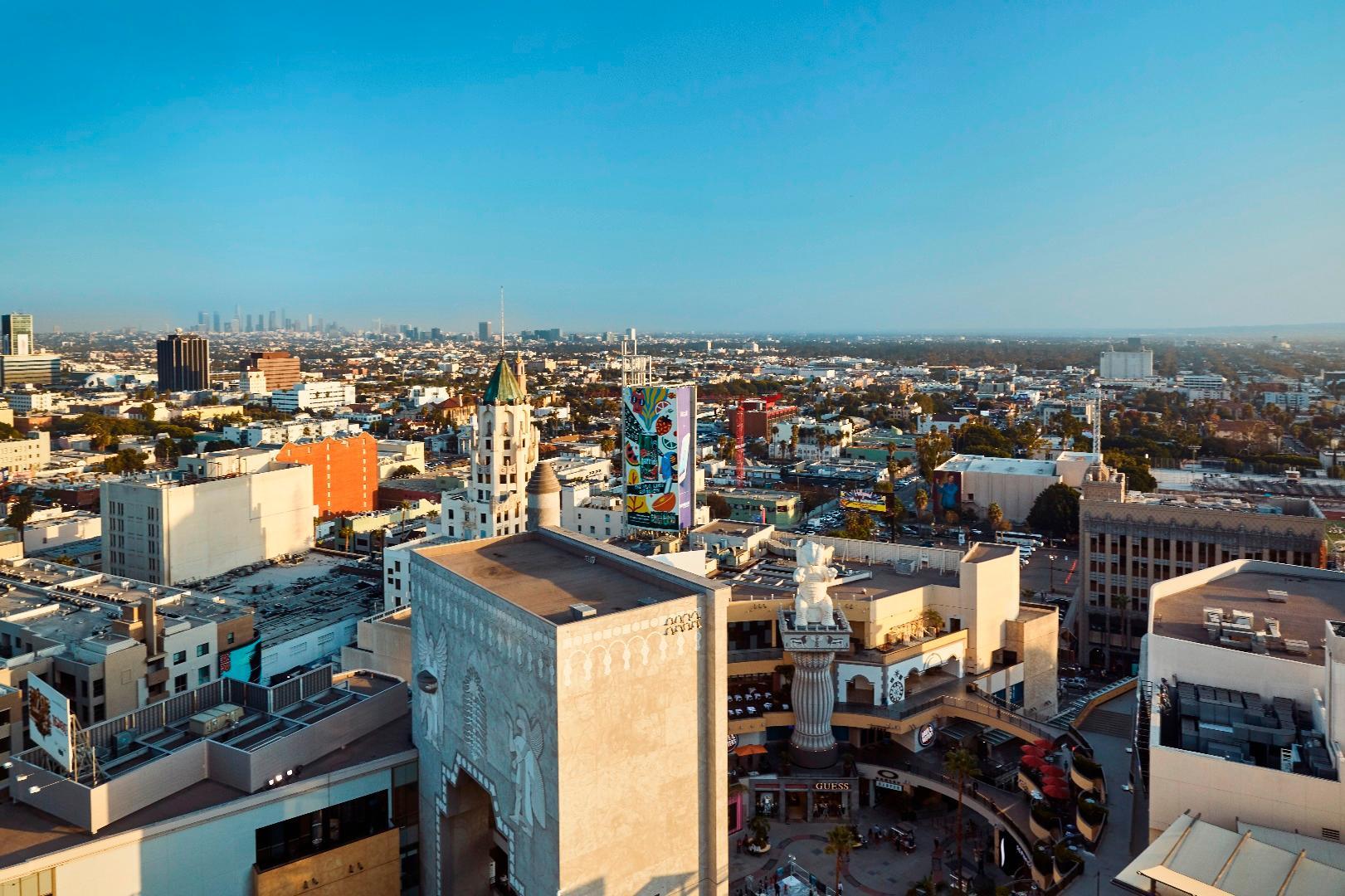 Loews Hollywood Hotel 4*