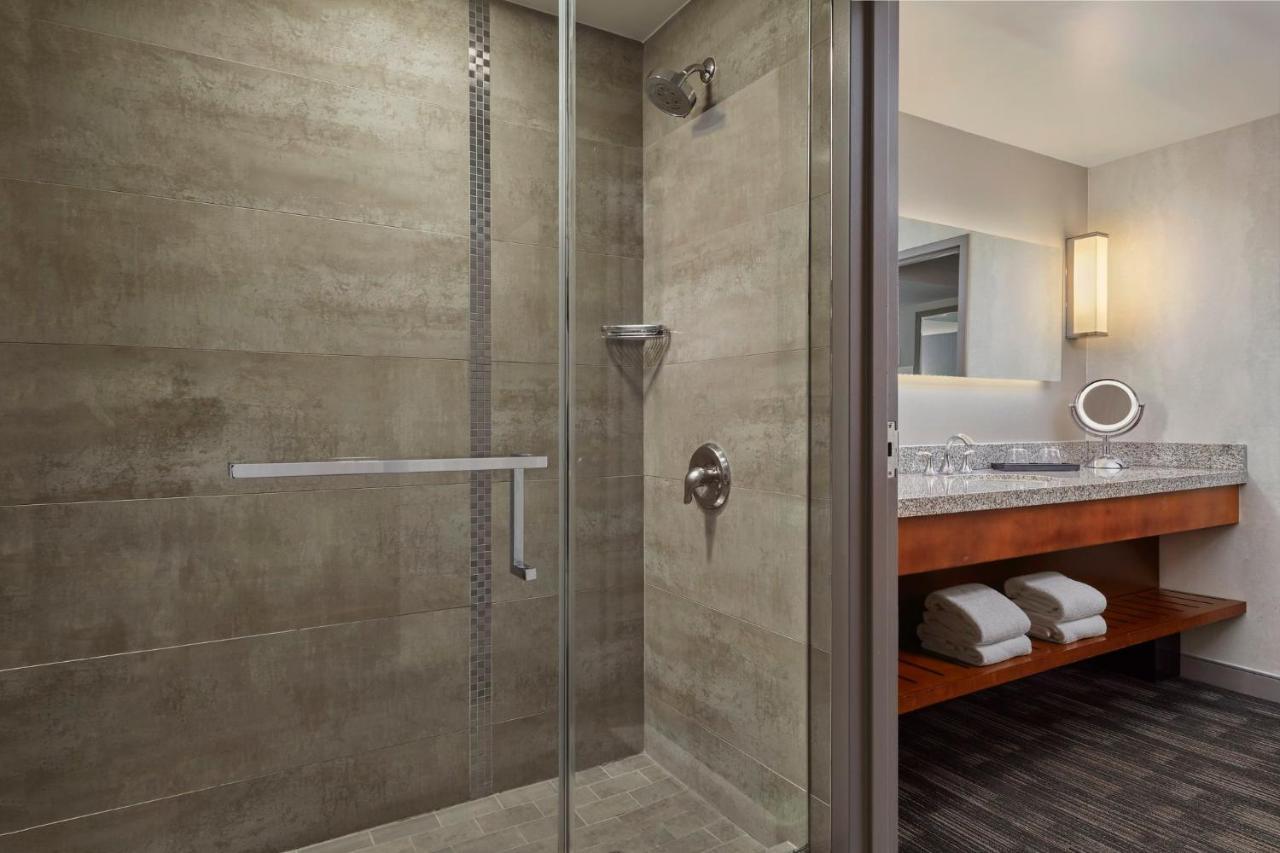 Loews Hollywood Hotel Los Angeles